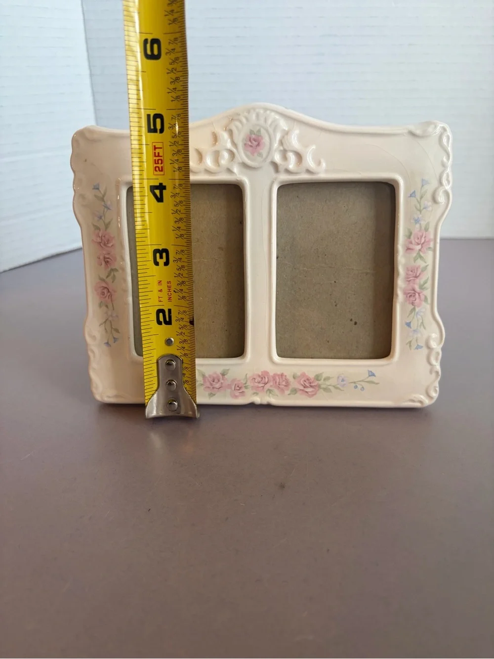 Vintage-Style Cream Double Photo Frame with Pink Rose Accents